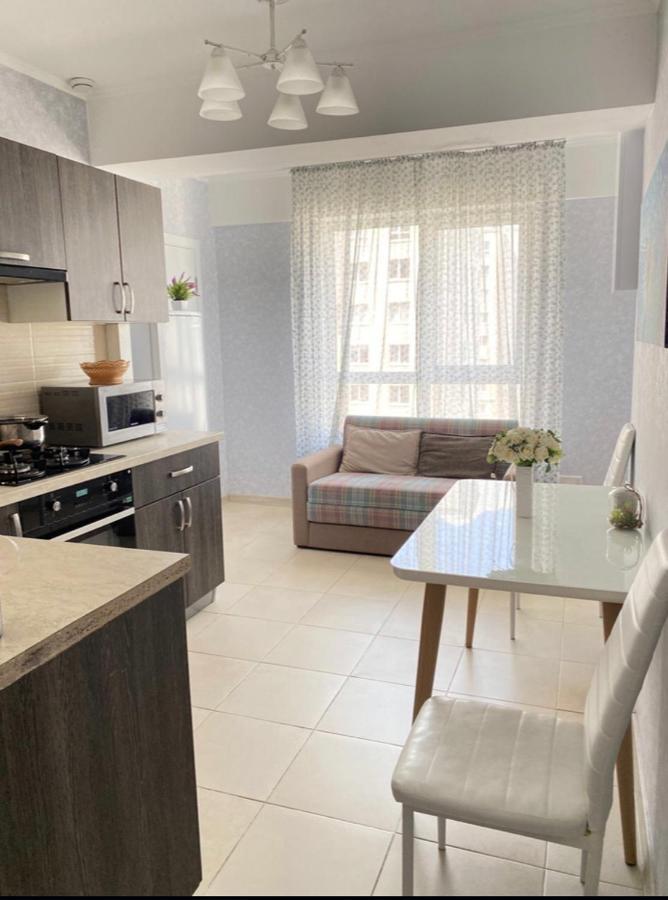 Luxury Apartment Chisinau Luaran gambar